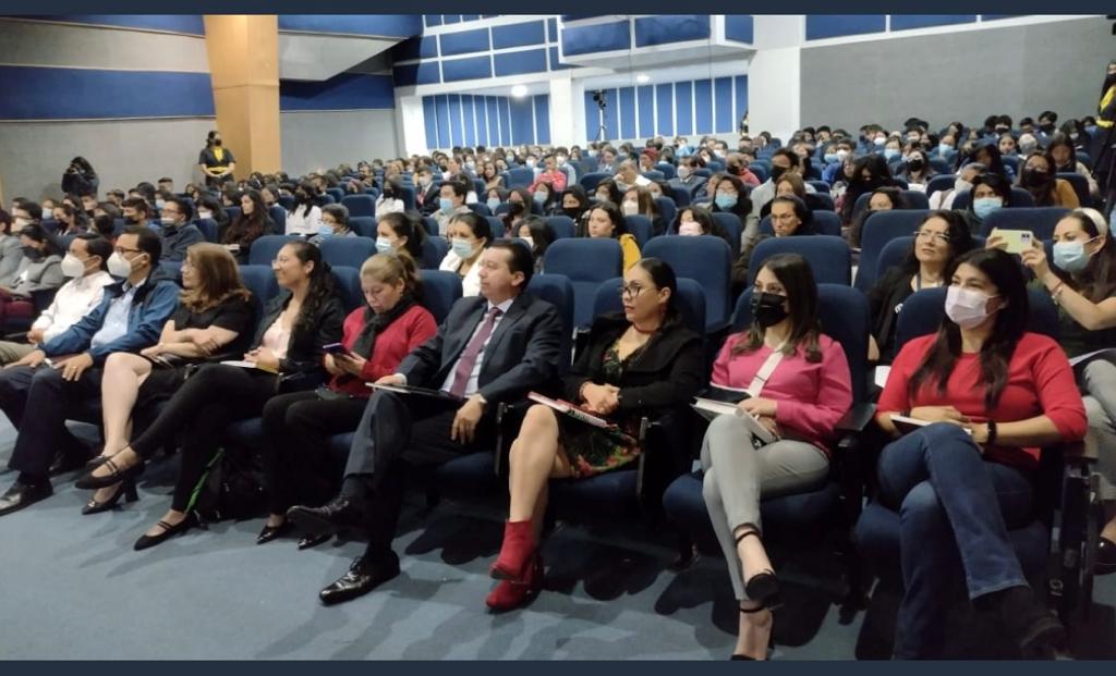 Asistentes al II Encuentro Internacional en Quito.